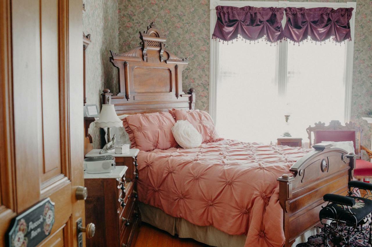 Queen Suite,873424190:JPEG